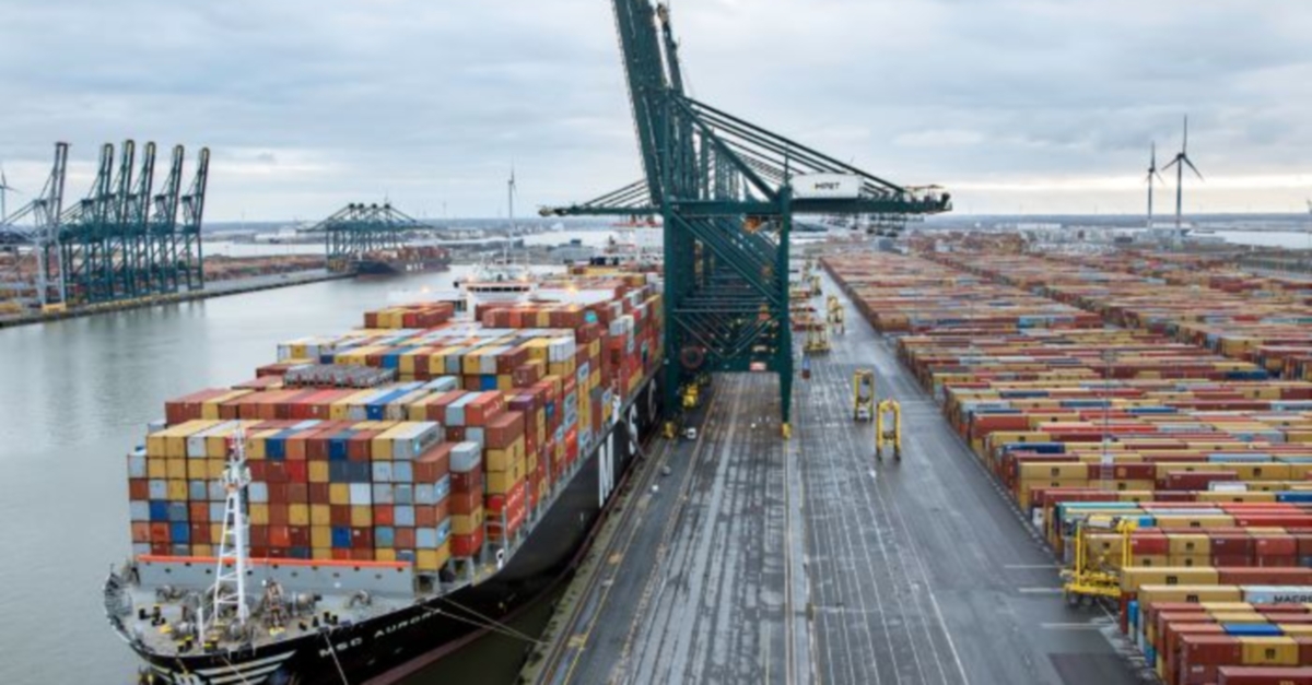 Asia-EU ocean rates up sharply ahead of carriers’ Dec. 1 price hikes